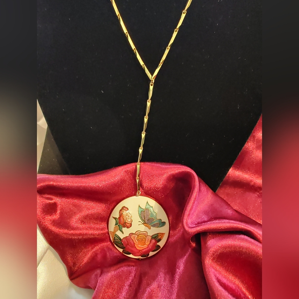 Cloisonne Puffy Cream Flower & Butterfly Necklace - Goldtone Y Bar Link Chain